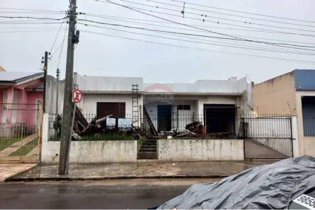 Casa com 3 Quartos para alugar, 220m² no Nossa Senhora de Lourdes, Santa Maria