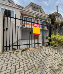 Casa com 3 Quartos à venda, 125m² no São Braz, Curitiba