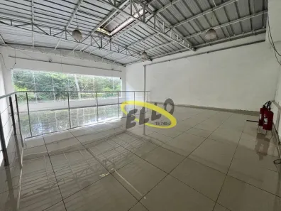 Prédio Comercial para alugar, 241m² no Granja Carolina, Cotia