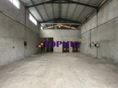 Galpão/Depósito/Armazém para alugar, 180m² no Vila Universal, Betim