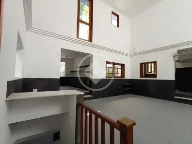 Casa com 5 Quartos para venda ou aluguel, 560m² no Vila Nova Conceição, São Paulo