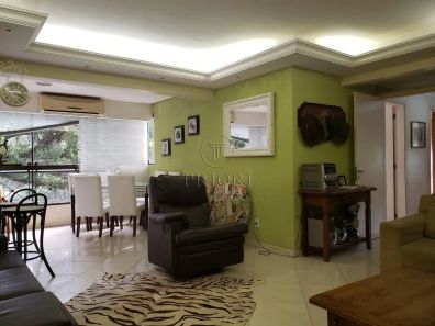 Apartamento com 3 Quartos à venda, 110m² no Auxiliadora, Porto Alegre