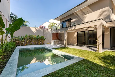 Sobrado com 4 Quartos à venda, 385m² no Alto de Pinheiros, São Paulo