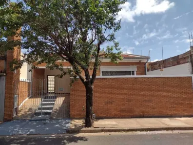 Casa com 3 Quartos à venda, 152m² no Vila Xavier (Vila Xavier), Araraquara