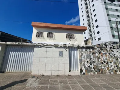 Casa com 6 Quartos para alugar, 256m² no Casa Amarela, Recife