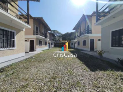 Casa com 2 Quartos à venda, 73m² no Extensão do Bosque, Rio das Ostras