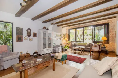 Casa com 4 Quartos à venda, 273m² no Granja Julieta, São Paulo