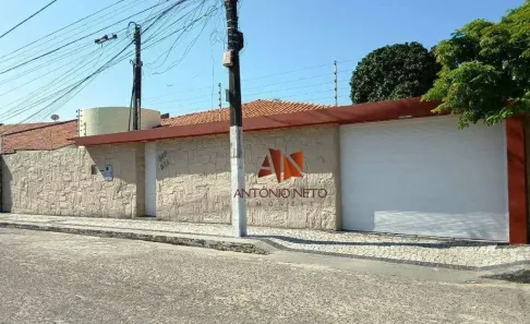 Casa com 4 Quartos à venda, 410m² no Cambeba, Fortaleza