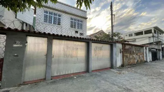 Casa com 2 Quartos à venda, 107m² no Ramos, Rio de Janeiro