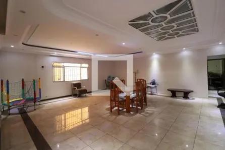 Casa com 4 Quartos para alugar, 650m² no Parque Jurema, Guarulhos