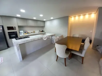 Casa com 3 Quartos à venda, 245m² no Jardim Maria Helena, Nova Odessa