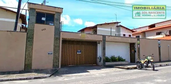 Casa de Condomínio com 3 Quartos para alugar, 134m² no Sapiranga-Coité, Fortaleza