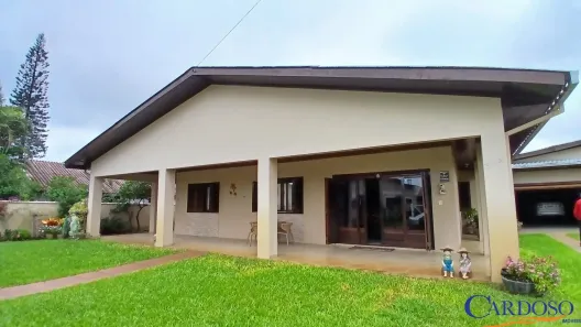 Casa com 5 Quartos à venda, 398m² no , Torres