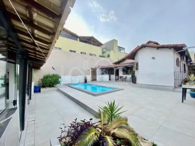 Casa com 4 Quartos à venda, 181m² no Serrano, Belo Horizonte