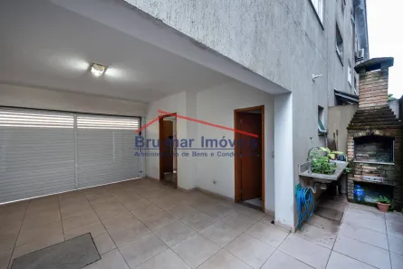 Casa com 3 Quartos para alugar, 136m² no Gonzaga, Santos