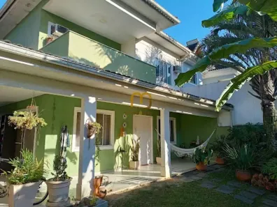 Casa de Condomínio com 4 Quartos para alugar, 200m² no Vargem Pequena, Rio de Janeiro
