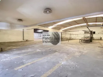 Galpão/Depósito/Armazém para alugar, 683m² no Parque Novo Mundo, São Paulo