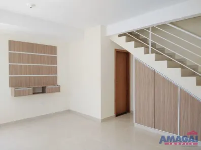 Sobrado com 2 Quartos à venda, 92m² no Jardim Santa Maria, Jacareí