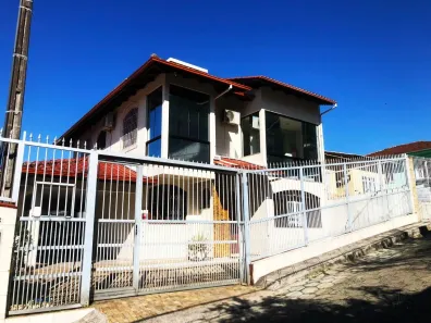 Casa com 3 Quartos à venda, 256m² no Trindade, Florianópolis