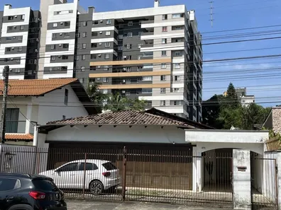 Imóvel Comercial com 3 Quartos à venda, 316m² no Anita Garibaldi, Joinville