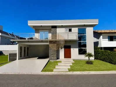 Casa de Condomínio com 4 Quartos para alugar, 262m² no Cachoeira do Bom Jesus, Florianópolis
