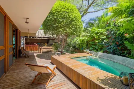 Casa com 3 Quartos à venda, 272m² no Boaçava, São Paulo