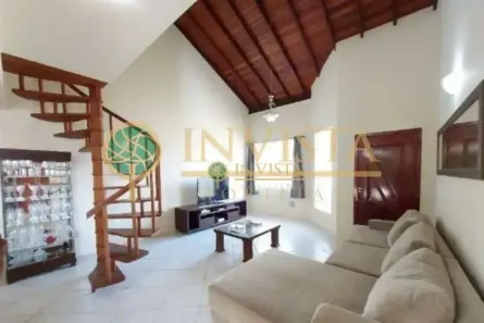 Imóvel Comercial com 3 Quartos para alugar, 336m² no Coqueiros, Florianópolis