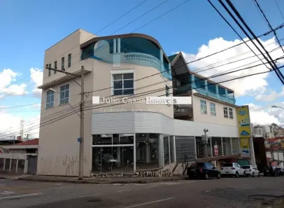 Prédio Comercial para alugar, 900m² no Vila Santana, Sorocaba