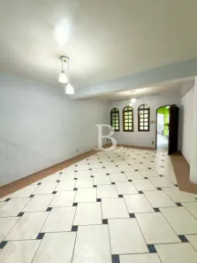 Sobrado com 3 Quartos à venda, 315m² no Vila Vitória, Santo André