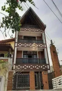Casa com 5 Quartos à venda, 230m² no Jardim Guarapiranga, São Paulo
