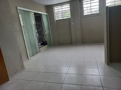 Casa com 1 Quarto à venda, 40m² no Brás de Pina, Rio de Janeiro