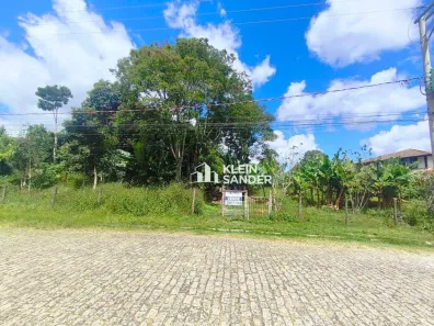 Lote/Terreno à venda, 700m² no Sans Souci, Nova Friburgo