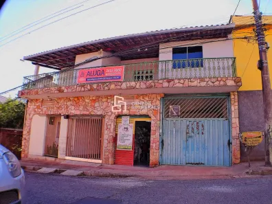 Casa com 2 Quartos para alugar, 90m² no Milionários (Barreiro), Belo Horizonte
