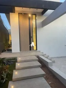 Casa com 3 Quartos à venda, 153m² no Jardim Inconfidência, Uberlândia