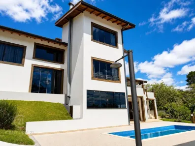 Casa de Condomínio com 3 Quartos para alugar, 193m² no Fazenda Palao (Alpes de Guararema), Guararema