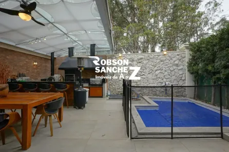Casa de Condomínio com 3 Quartos à venda, 221m² no Santo Amaro, São Paulo