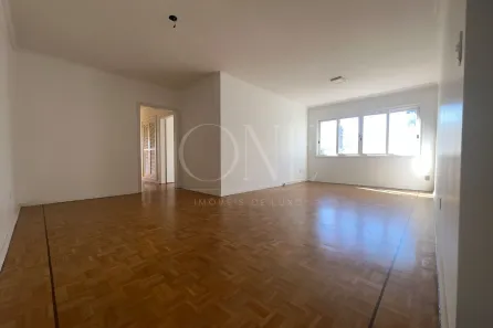 Apartamento com 3 Quartos para alugar, 105m² no Auxiliadora, Porto Alegre
