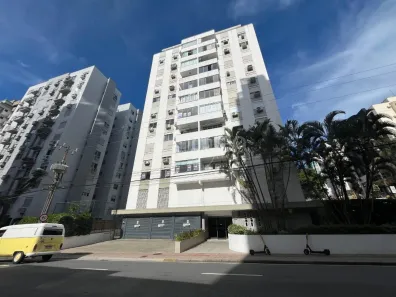 Apartamento com 3 Quartos para alugar, 97m² no Centro, Florianópolis
