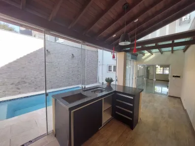 Casa com 3 Quartos à venda, 176m² no Hípica, Porto Alegre
