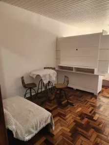 Apartamento com 1 Quarto para alugar, 32m² no Vila Ipiranga, Porto Alegre
