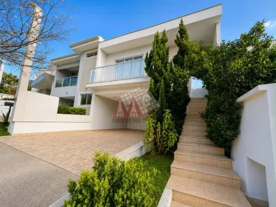 Casa de Condomínio com 3 Quartos à venda, 180m² no Wanel Ville, Sorocaba