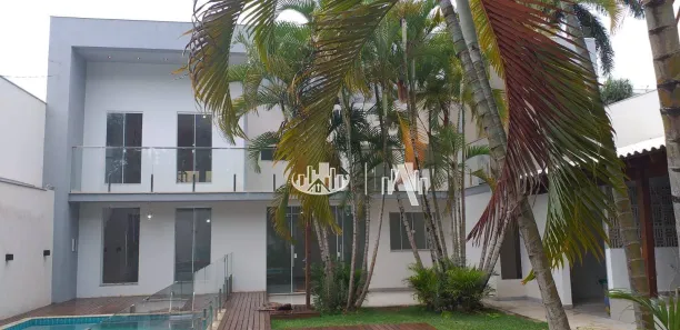 Casa com 4 Quartos à venda, 260m² no Califórnia, Londrina