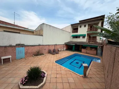 Sobrado com 4 Quartos à venda, 592m² no Vila Rosália, Guarulhos