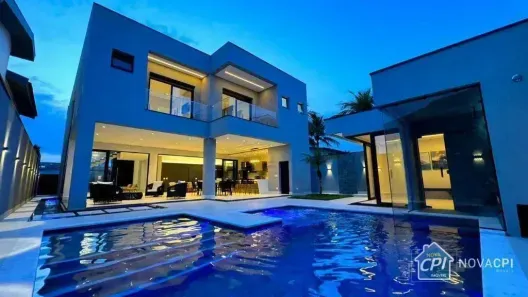 Sobrado com 5 Quartos à venda, 525m² no Jardim Acapulco, Guarujá