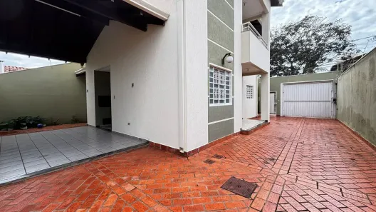 Apartamento com 3 Quartos para alugar, 80m² no São Francisco, Campo Grande