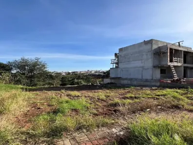 Lote/Terreno à venda, 377m² no Desbravador, Chapecó