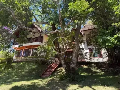 Casa com 4 Quartos à venda, 275m² no Itaipava, Petrópolis