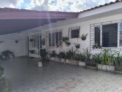 Casa com 3 Quartos à venda, 85m² no Boqueirão, Curitiba