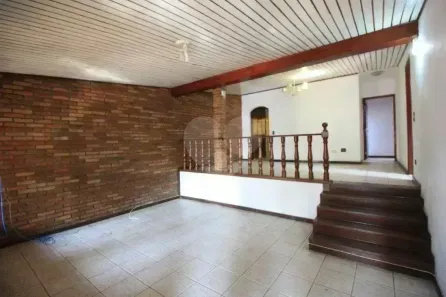 Casa com 3 Quartos para alugar, 295m² no Vila Ipojuca, São Paulo