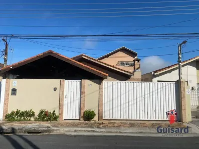 Sobrado com 5 Quartos para alugar, 250m² no Jardim Independência, Taubaté